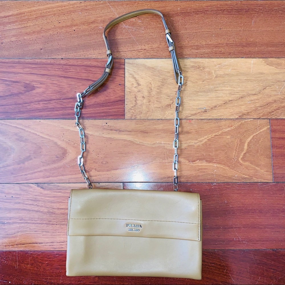 Nude Prada leather crossbody purse, dual pockets - Picture 3 of 8